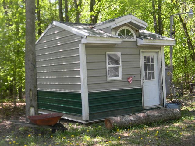 5525 N Comstock Avenue, Beaver Twp, MI 49421