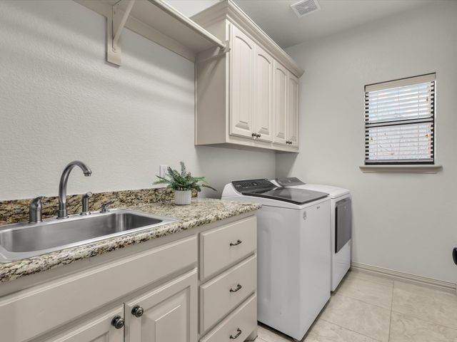 1300 Ruby Lea Lane, Fort Worth, TX 76179