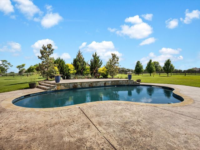 1300 Ruby Lea Lane, Fort Worth, TX 76179