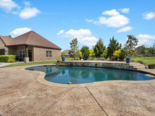 1300 Ruby Lea Lane, Fort Worth, TX 76179