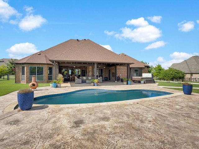 1300 Ruby Lea Lane, Fort Worth, TX 76179