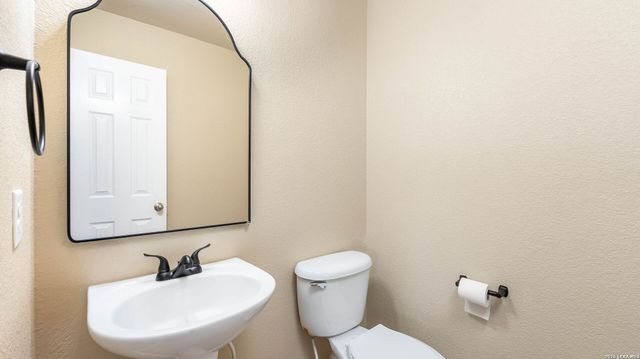 7538 Elegante Way, San Antonio, TX 78266