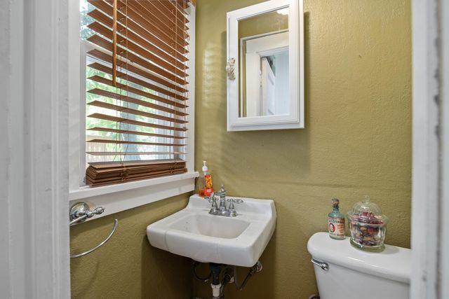 607 W 14th Ave, Spokane, WA 99204