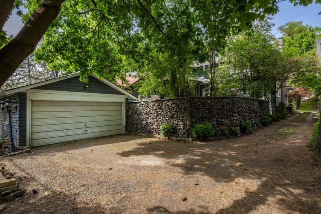 607 W 14th Ave, Spokane, WA 99204