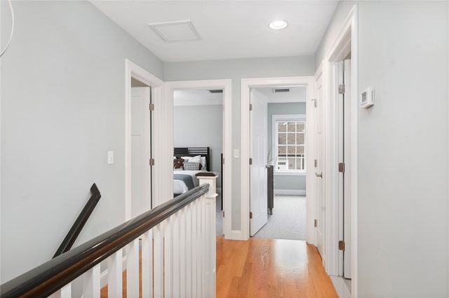 42 East Lantern Road, Lincoln, RI 02865