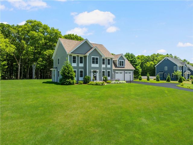 42 East Lantern Road, Lincoln, RI 02865