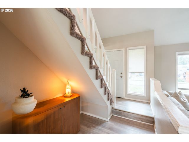 280 NELSON Ln, Gladstone, OR 97027