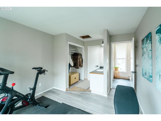 280 NELSON Ln, Gladstone, OR 97027