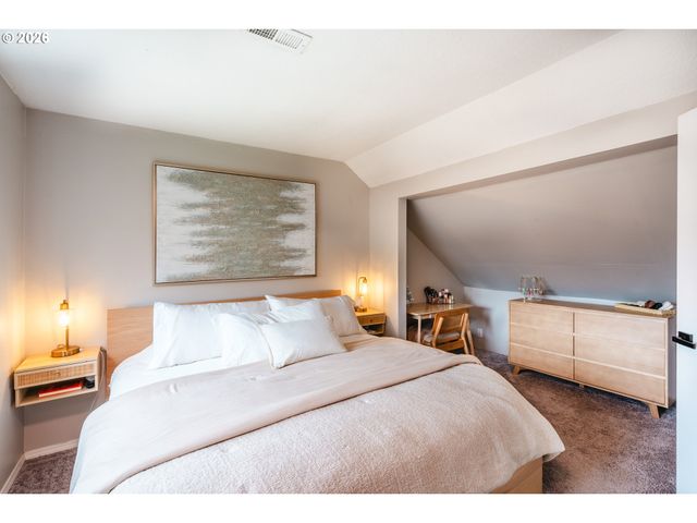 280 NELSON Ln, Gladstone, OR 97027