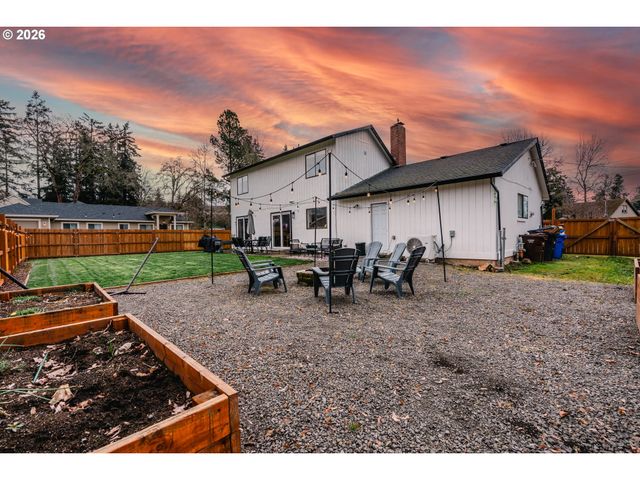 280 NELSON Ln, Gladstone, OR 97027