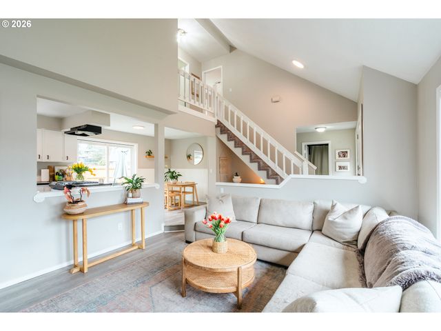 280 NELSON Ln, Gladstone, OR 97027