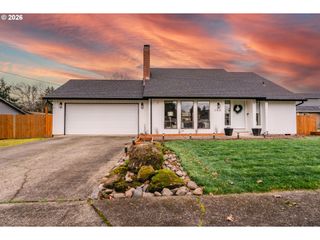 280 NELSON Ln, Gladstone, OR 97027