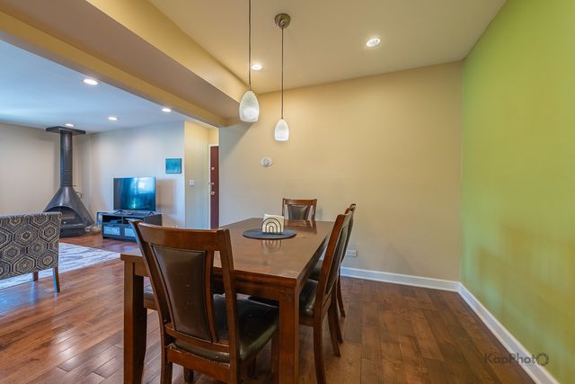 729 Limerick Lane 2D, Schaumburg, IL 60193