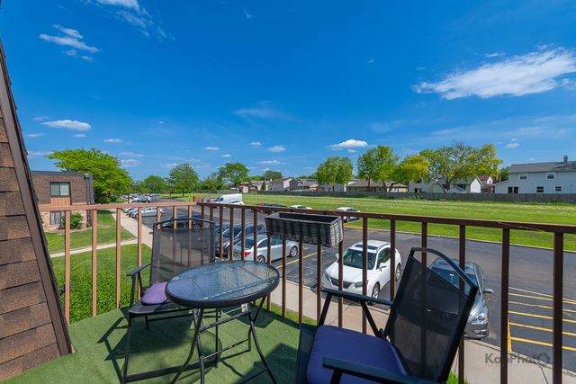 729 Limerick Lane 2D, Schaumburg, IL 60193