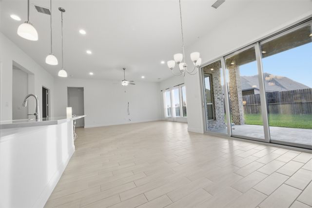 208 Sequoia Drive, Forney, TX 75126