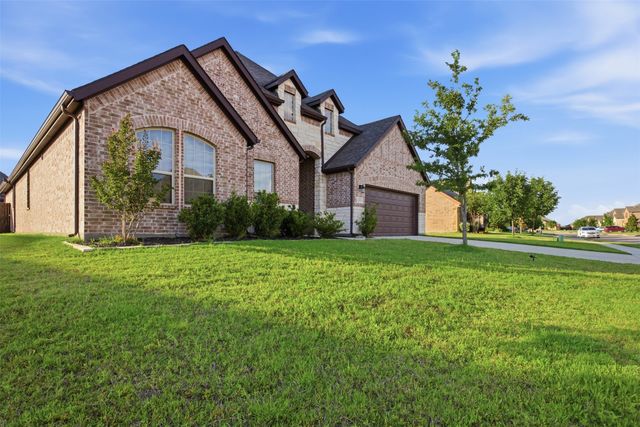 208 Sequoia Drive, Forney, TX 75126