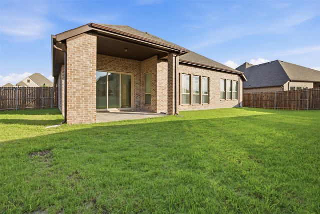208 Sequoia Drive, Forney, TX 75126