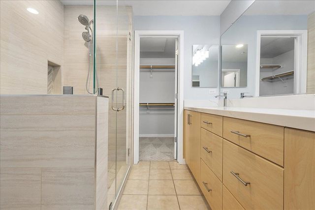 2939 Glascock St, Oakland, CA 94601