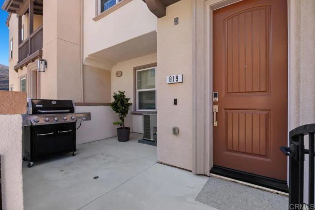 819 Blackstone Drive, San Marcos, CA 92078