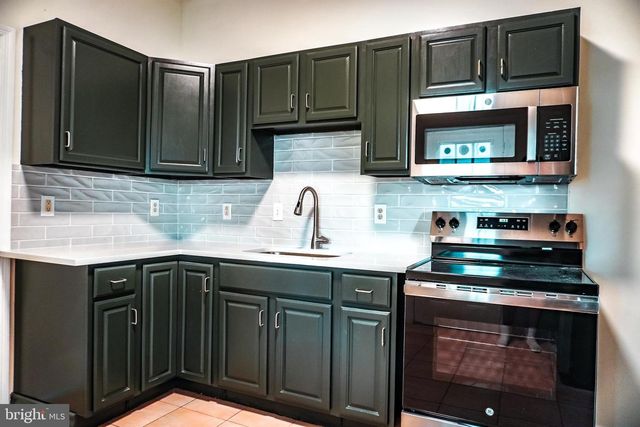 309 SCHOOL ST, Birdsboro, PA 19508