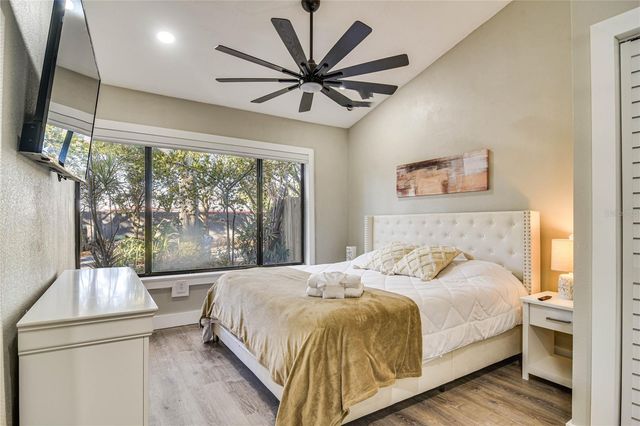 2901 70TH STREET N, St Petersburg, FL 33710