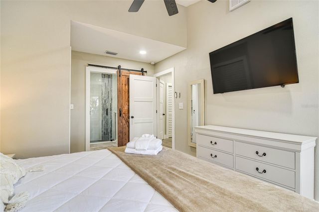 2901 70TH STREET N, St Petersburg, FL 33710