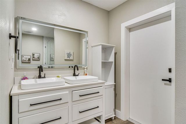 2901 70TH STREET N, St Petersburg, FL 33710