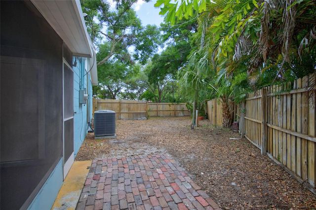 2901 70TH STREET N, St Petersburg, FL 33710