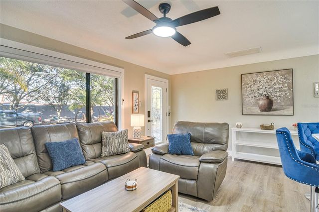 2901 70TH STREET N, St Petersburg, FL 33710