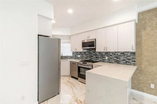 1201 Viola Avenue 103, Glendale, CA 91202