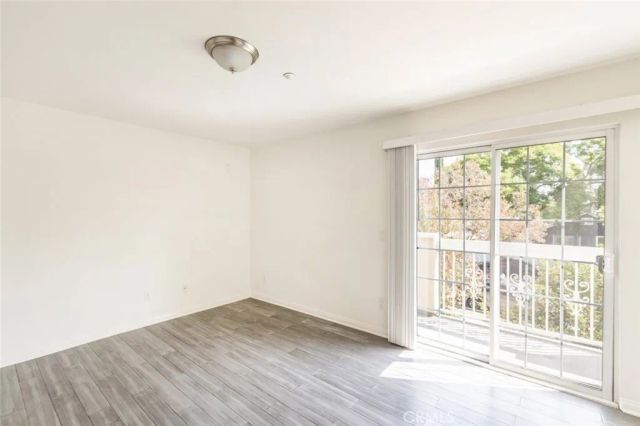 1201 Viola Avenue 103, Glendale, CA 91202