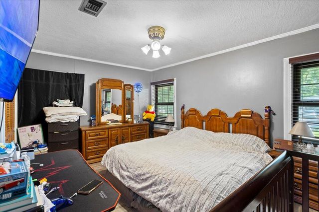 2002 Adeline St., Hattiesburg, MS 39401