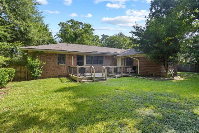 2002 Adeline St., Hattiesburg, MS 39401