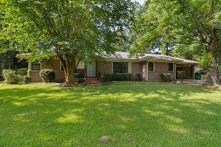 2002 Adeline St., Hattiesburg, MS 39401