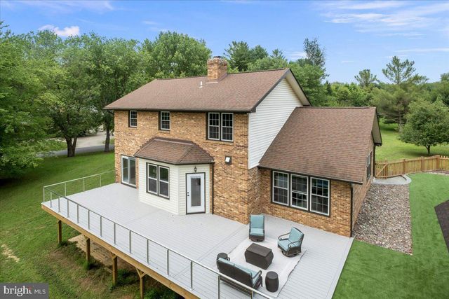 353 GALLOP WOOD PL, Great Falls, VA 22066