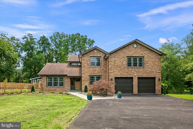 353 GALLOP WOOD PL, Great Falls, VA 22066