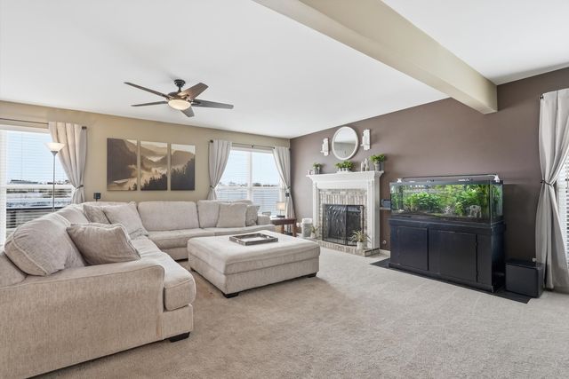 1600 Prairieview Boulevard, Bolingbrook, IL 60490