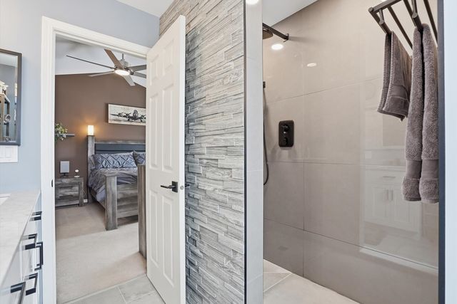 1600 Prairieview Boulevard, Bolingbrook, IL 60490