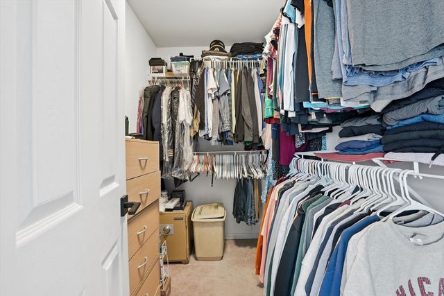 1600 Prairieview Boulevard, Bolingbrook, IL 60490