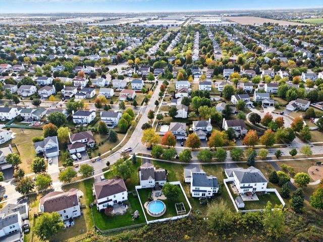 1600 Prairieview Boulevard, Bolingbrook, IL 60490