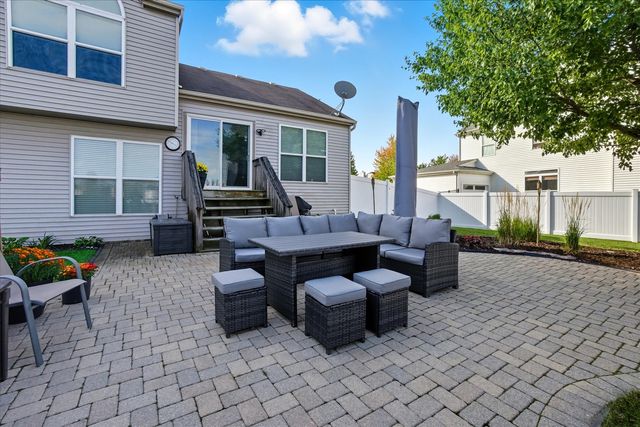 1600 Prairieview Boulevard, Bolingbrook, IL 60490