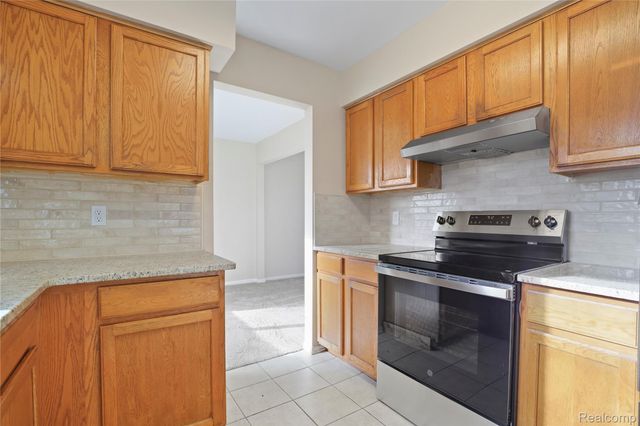 321 Terrace Drive, Flushing, MI 48433