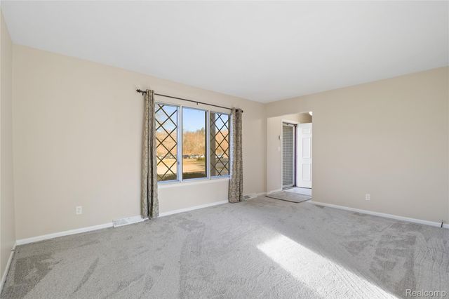 321 Terrace Drive, Flushing, MI 48433