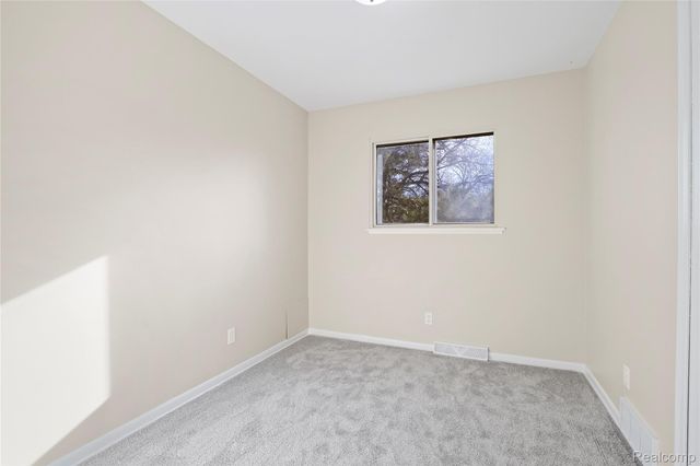 321 Terrace Drive, Flushing, MI 48433