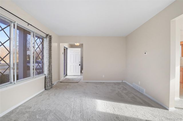 321 Terrace Drive, Flushing, MI 48433