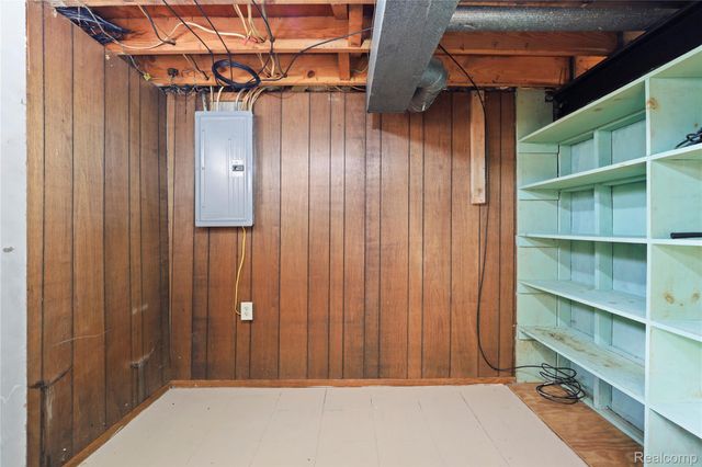 321 Terrace Drive, Flushing, MI 48433