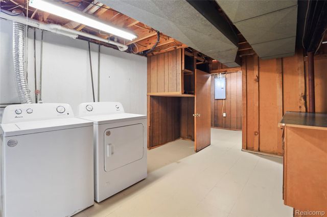 321 Terrace Drive, Flushing, MI 48433