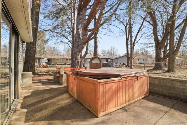 321 Terrace Drive, Flushing, MI 48433