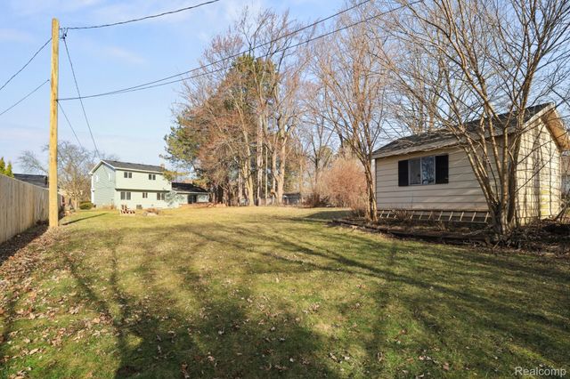 321 Terrace Drive, Flushing, MI 48433