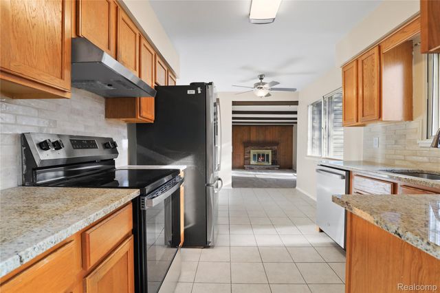 321 Terrace Drive, Flushing, MI 48433